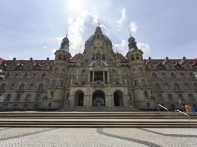 Grüner, weniger Autos und Aufenthaltsqualität: Maschpark-Beteiligung beendet